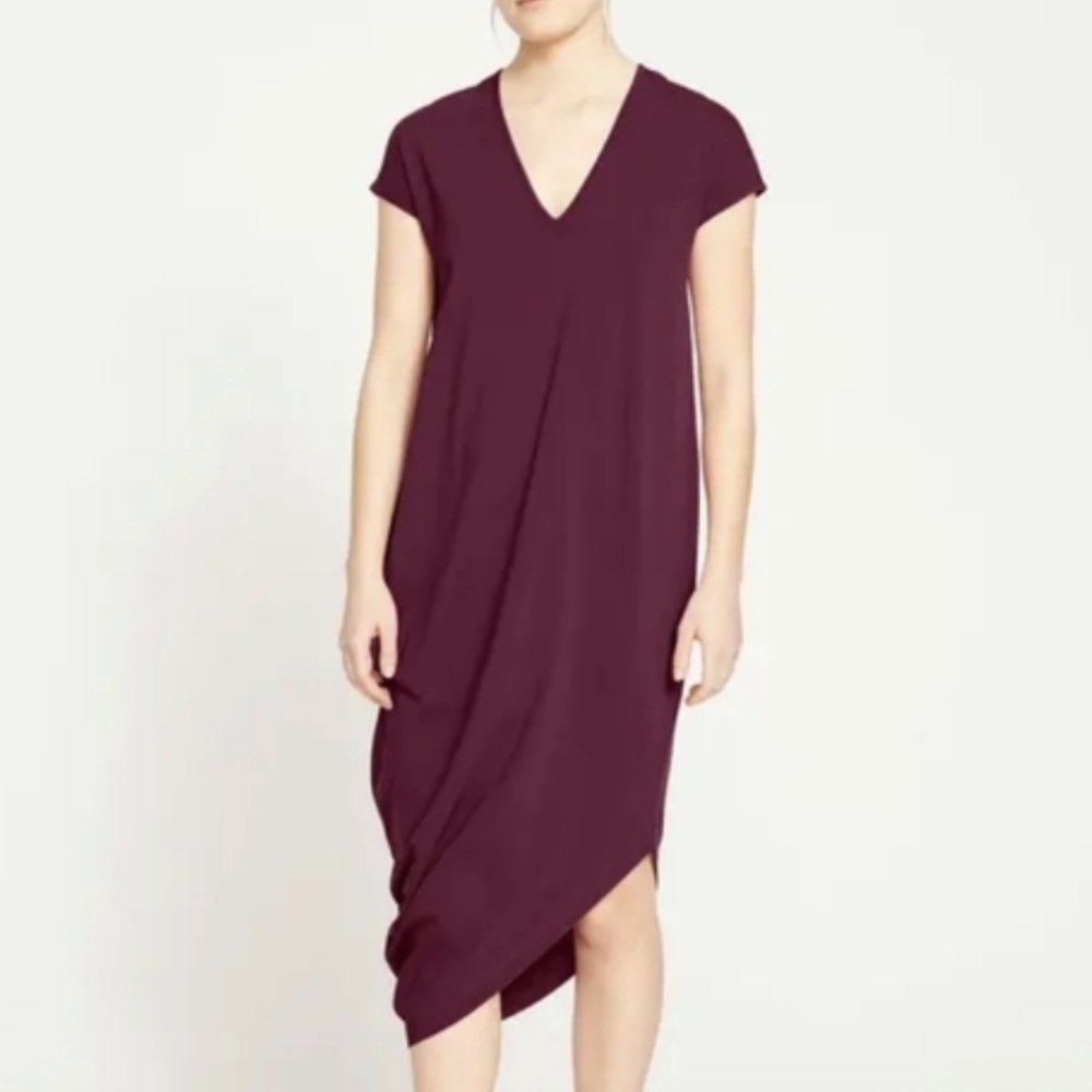 Universal Standard Iconic Geneva V-Neck Asymmetrical Dress Jam - Size XS /10-12